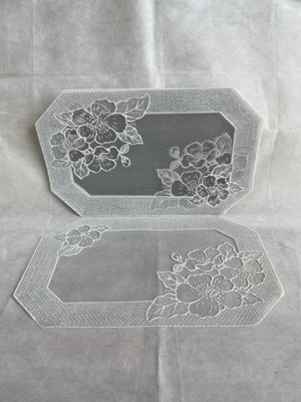 Set of 12 Clear White Embroidered Lace Plastic Placemats 19"x12"